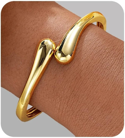 Gold Chunky Bangle Bracelet – Adjustable Twist Cuff for Women & Teens