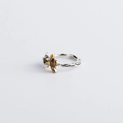 925 Sterling Silver Honeybee Flower Ring – Women’s Engagement & Wedding Jewelry